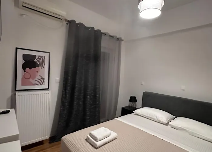Cozy Faliro Home 1